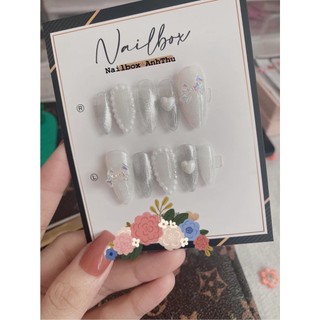 Nailbox thiết kế gắn tim và nơ tặng kèm keo và dũa