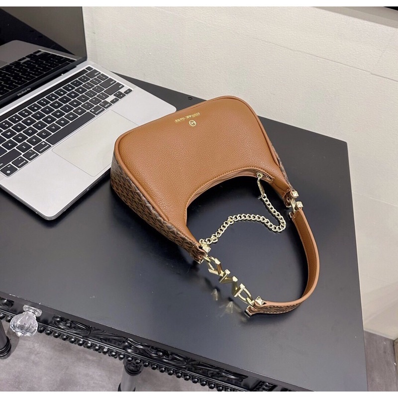 Túi nữ - túi kẹp nách thời trang nữ Quai Chữ Khắc Logo