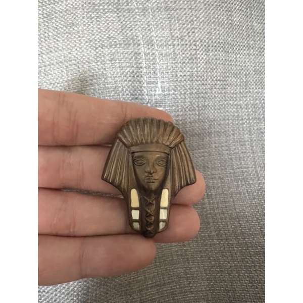 Cài áo có móc làm mặt dây chuyền