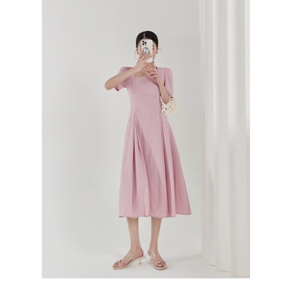 Váy Isabella suông dài cổ vuông thanh lịch chất lụa cao cấp by CHOÉ