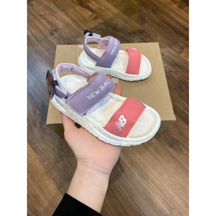 Dép cho bé- Sandal new balance bé trai bé gái, 2 màu hồng đen