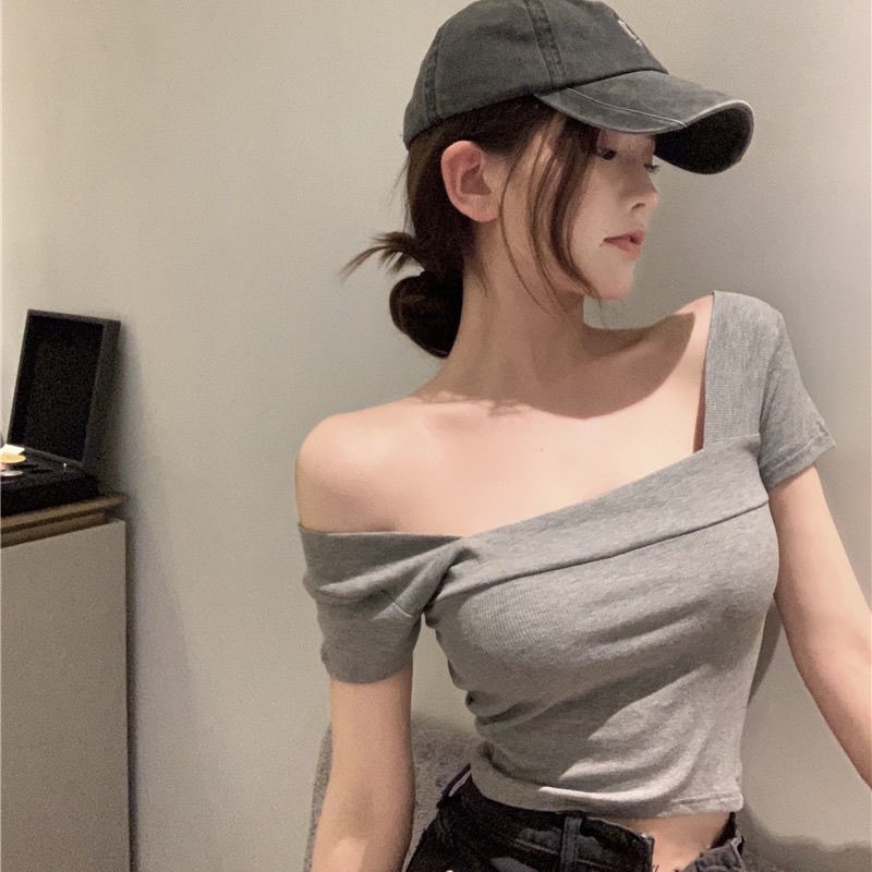 Áo Croptop Cổ Vuông Thiết Kế Đơn Giản Thời Trang Mùa Hè Cho Nữ