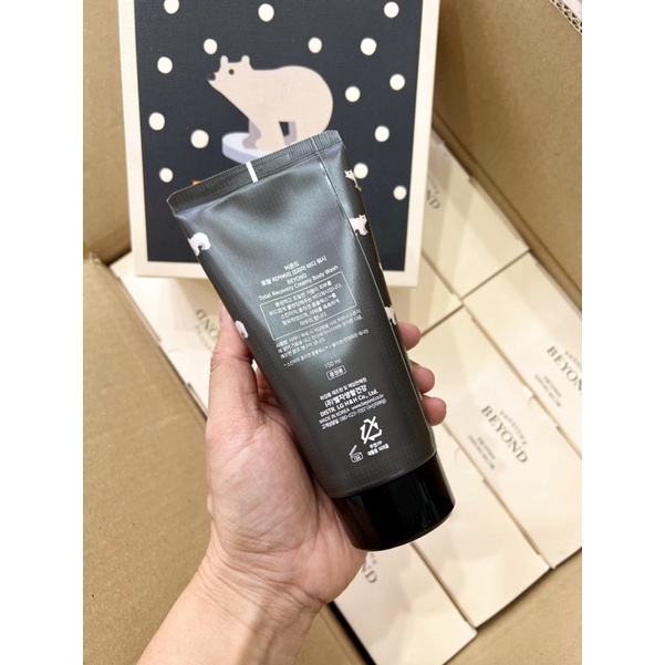 Sữa tắm làm sạch ẩm chống lão hoá Beyond Total Recovery Creamy Body Wash - Hàng chuẩn Auth