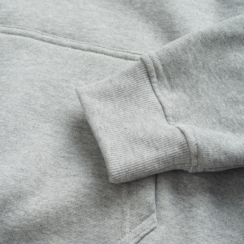 Áo hoodie thêu nổi