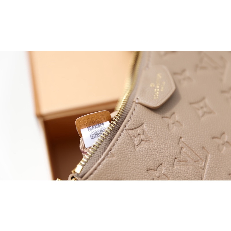 Túi đeo chéo LV Easy Pouch 3 màu size 20cm fullbox 2 lớp