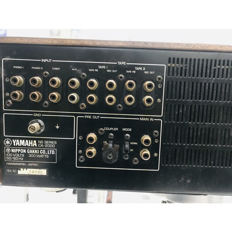 Amply Yamaha CA-2000 công xuất 300w máy chạy 8 sò sắt Made in Japan