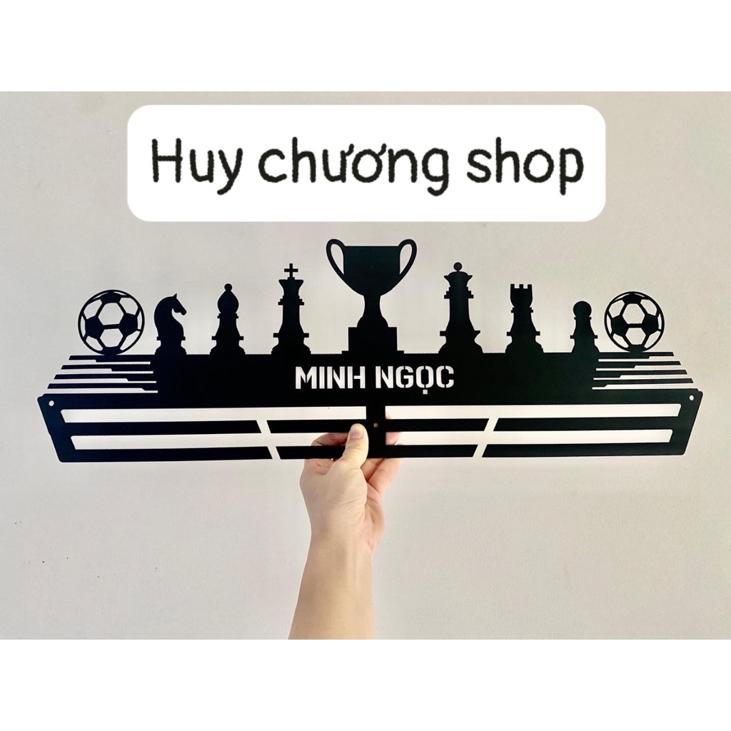 Giá treo huy chương cờ vua lên tường
