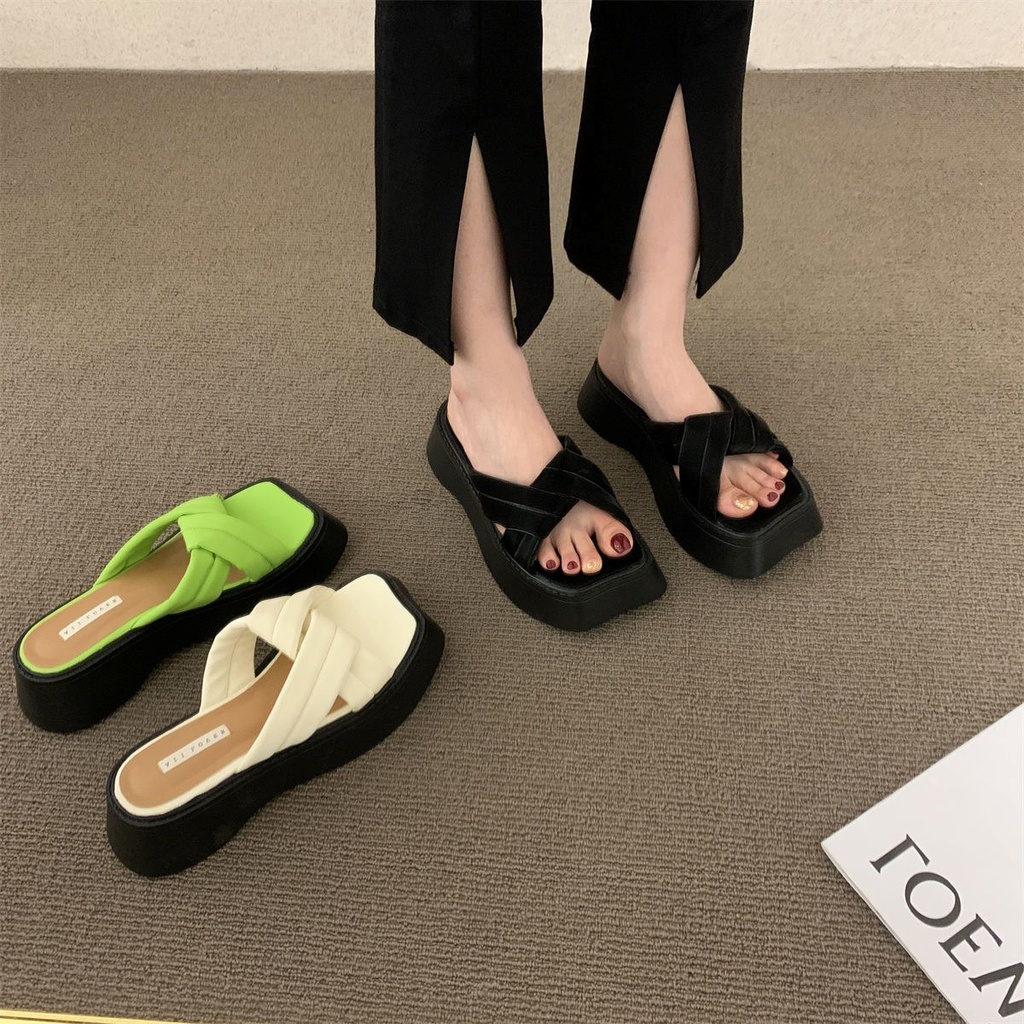 Dép lê nữ giày đi biển mũi vuông đế dày đi bên ngoài mùa hè 2023