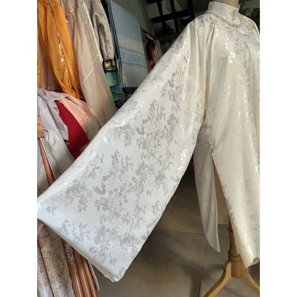 Áo tấc tơ tằm trắng kem