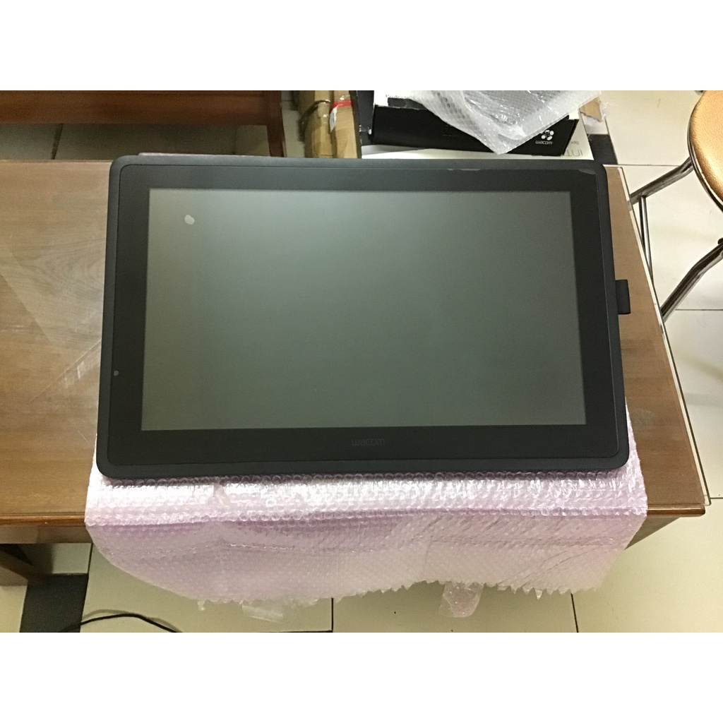 Bảng vẽ wacom cintiq 22 dtk-2260