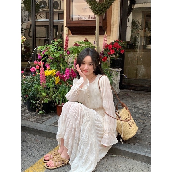 LILY Váy màu trắng vải nhăn dáng dài có thắt eo phong cách Ulzzang tiểu thư cao cấp