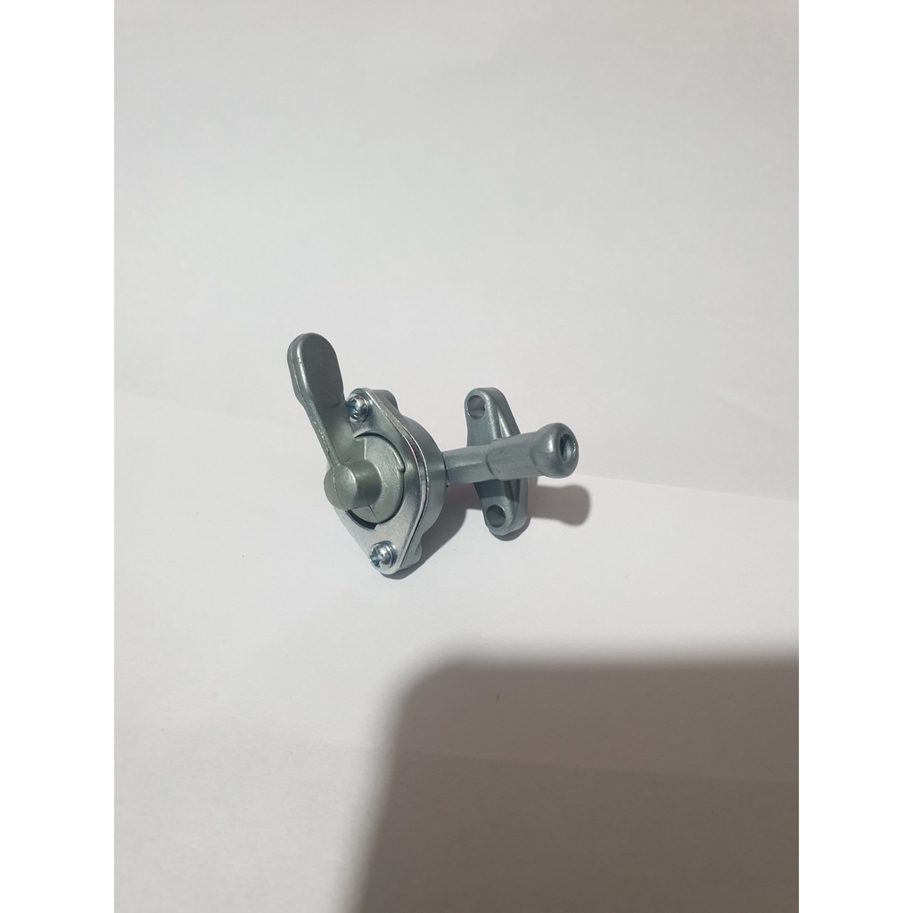 KHÓA XĂNG DÙNG CHO BÌNH XĂNG CON ( CHẾ) MÁY CẮT CỎ 2 THÌ 411