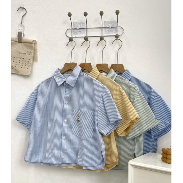 Áo Sơ Mi Nữ Vải HN Ngắn Tay Kẻ Crop Thêu Gấu Mã A608