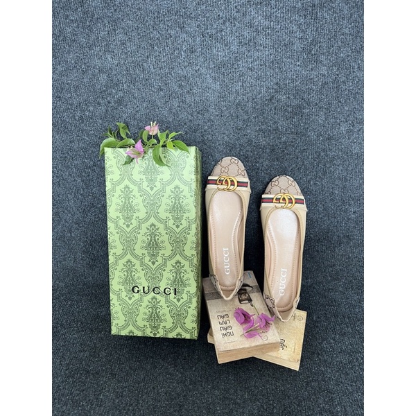 Giày búp bê đế bệt