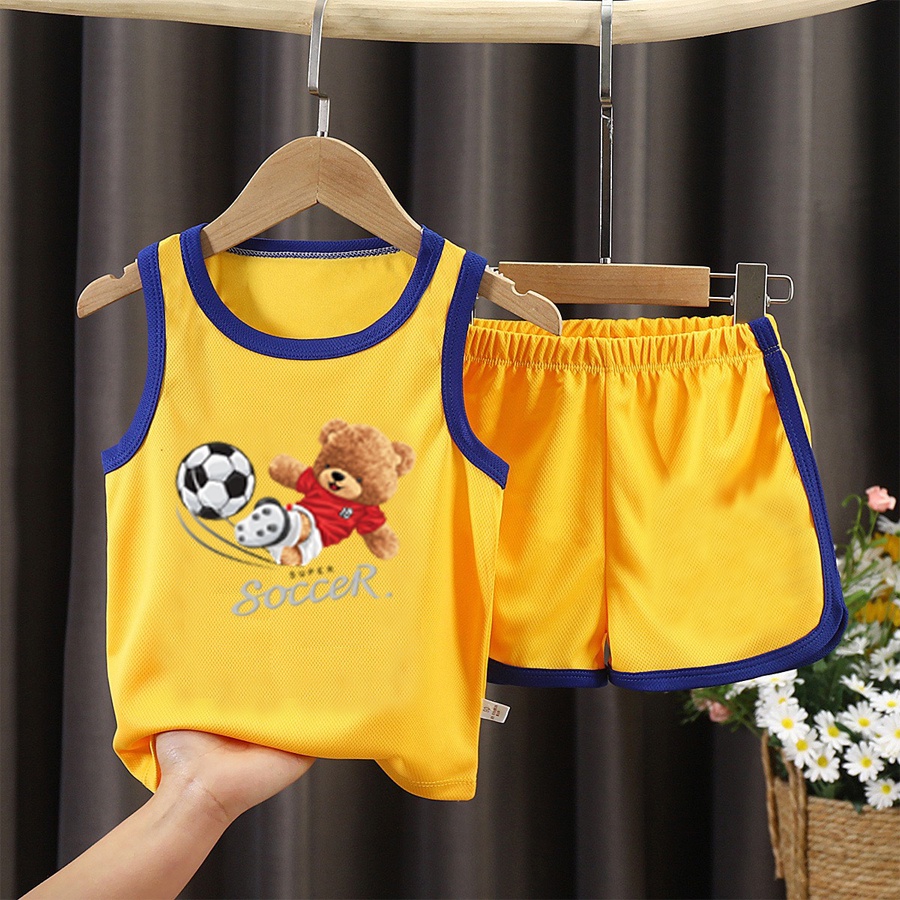 Bộ đồ bé trai chất thể thao hình gấu áo đỏ đá bóng cho bé từ 6kg đến 29kg.BDBT45.