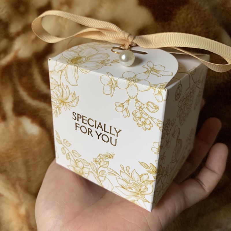 Hộp quà tặng, hộp nến, hộp quà cưới mini hoạ tiết hoa 4 mùa size S