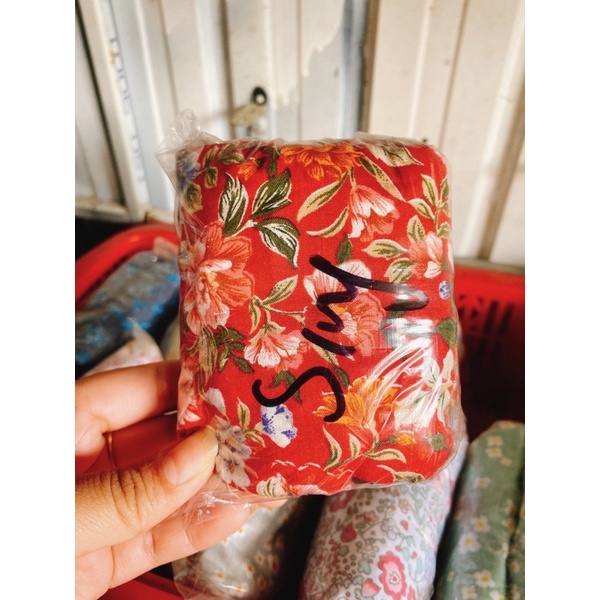 ÁO TRÙM SINH LỒNG CHIM CHÀO MÀO