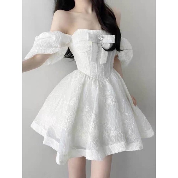 ĐẦM TRẮNG XỐP BẸT VAI NƠ NGỰC _ D341 | BigBuy360 - bigbuy360.vn