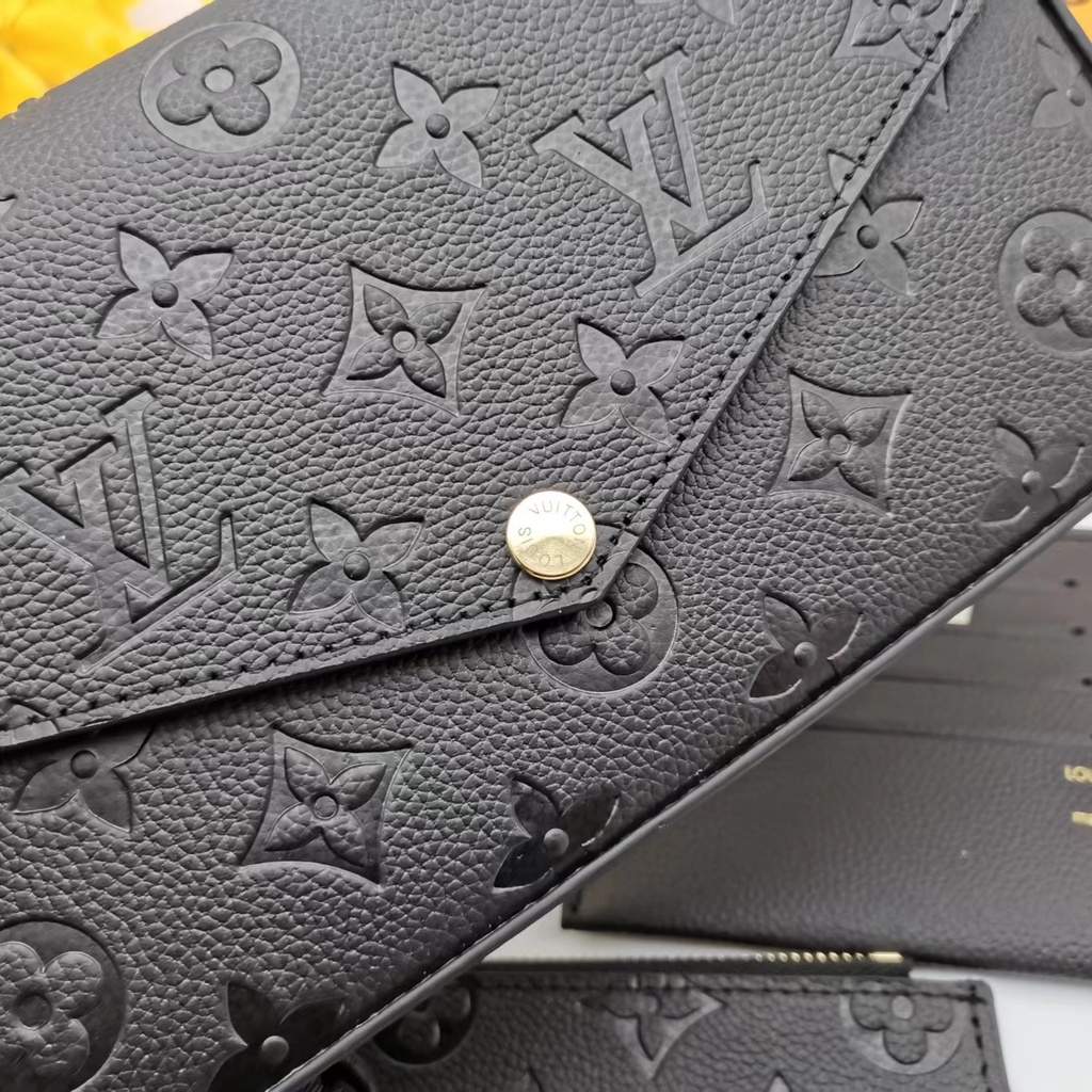 Ví Louis Vuitton M68796 Phối Khóa Kéo Thời Trang Dành Cho Nữ