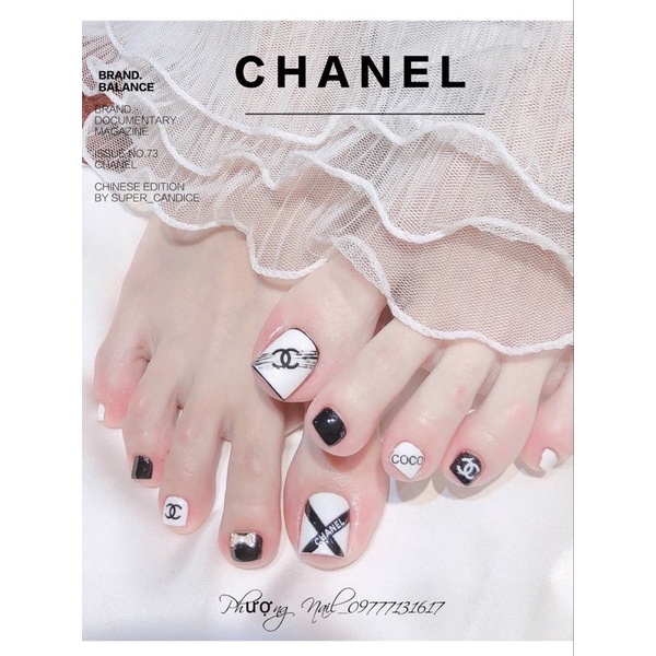 Nail chân thiết kế sale lấy tương tác