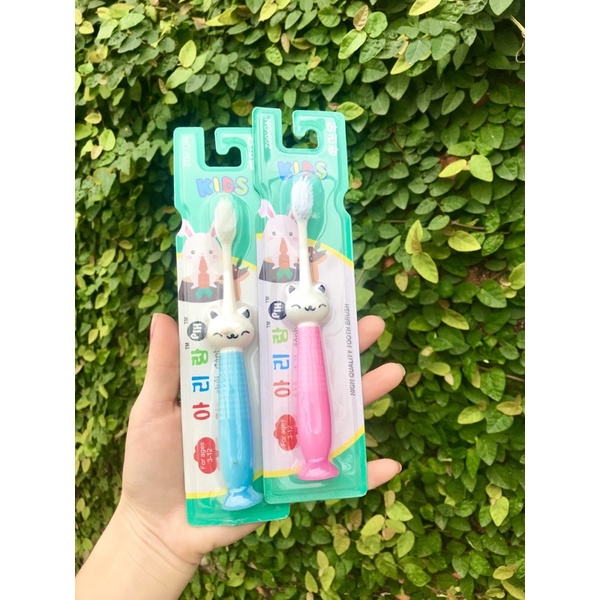 Bàn chải đánh răng trẻ em Kid 602