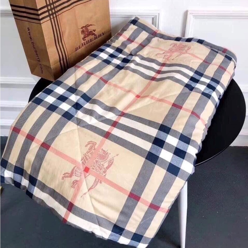 Chăn Burberry, chăn đũi cotton cực mềm, mịn và thoáng khí