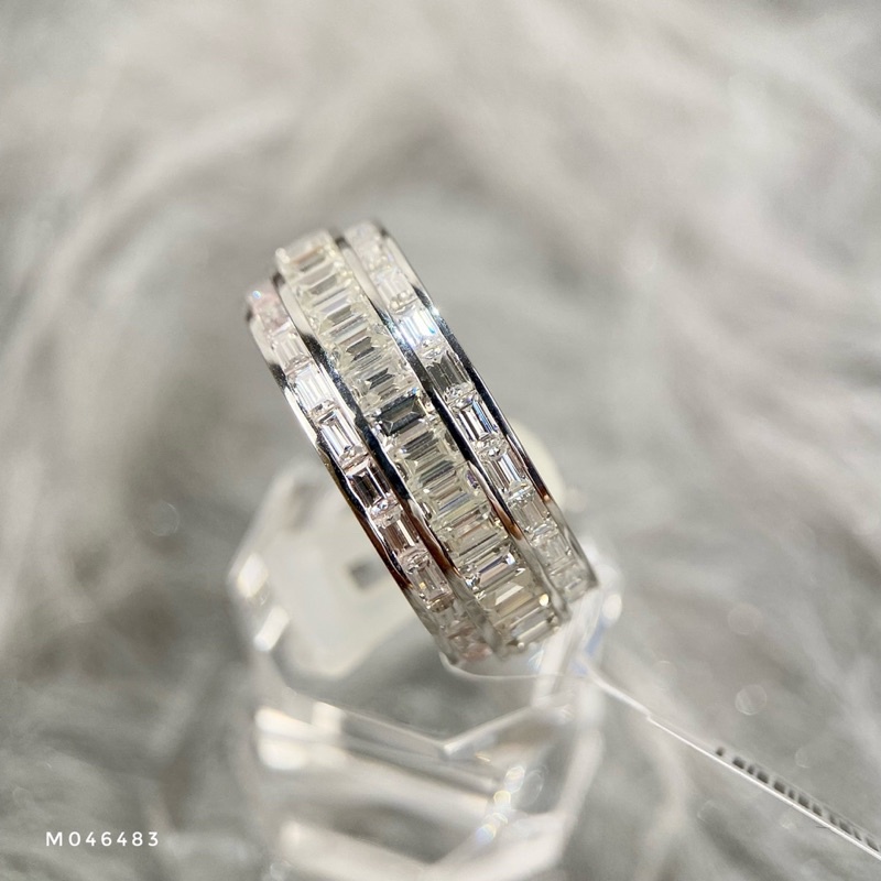 Nhẫn nam chế tác vàng trắng vòng tròn full kim cương mois ống đủ kích thước