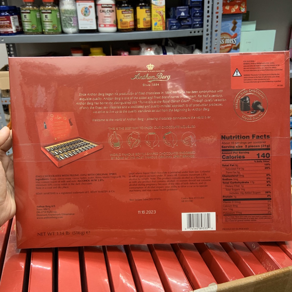 Chocolate rượu Anthon Berg 11/2023 Liquor Filled Dark Chocolate Remy Martin Bottles - EDS Mart