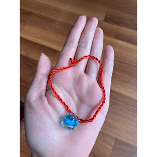Vòng tay chỉ đỏ mặt lợn phát sáng