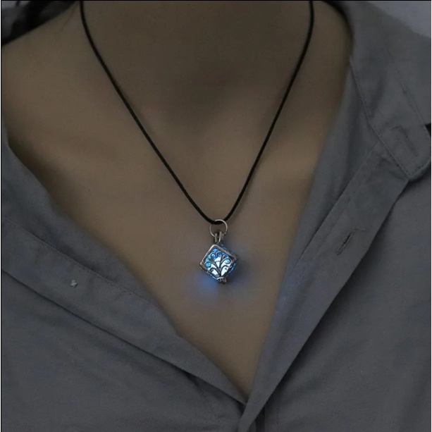Quà tặng 8.3 Vòng cổ nam nữ hộp ánh sáng ban đêm, mặt dây chuyền đá quý phát sáng，quà tặng người yêu bạn thân học sinh
