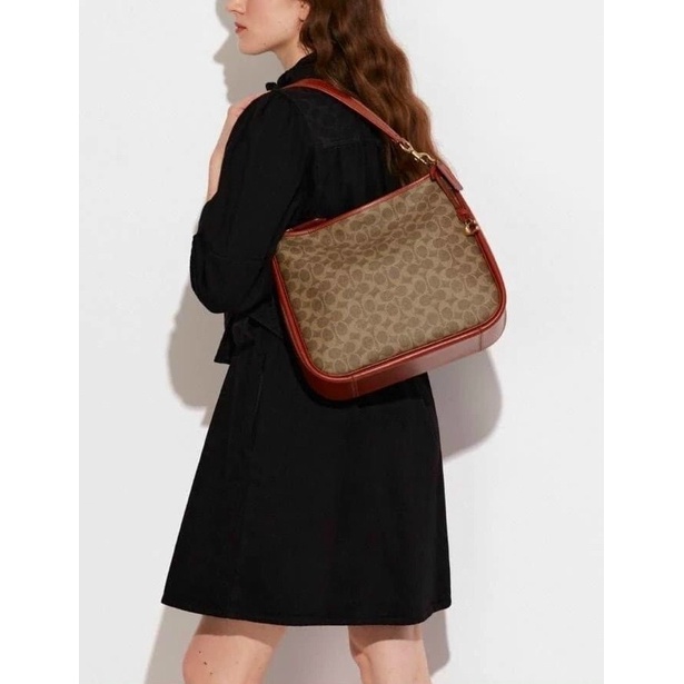 TÚI XÁCH COACH CARY SHOULDER BAG IN SIGNATURE CANVAS