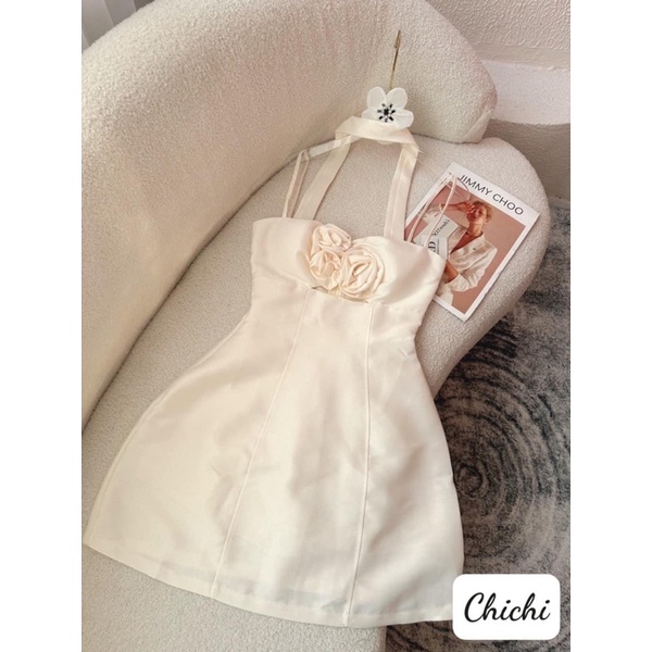 Váy tafta kết 3 hoa