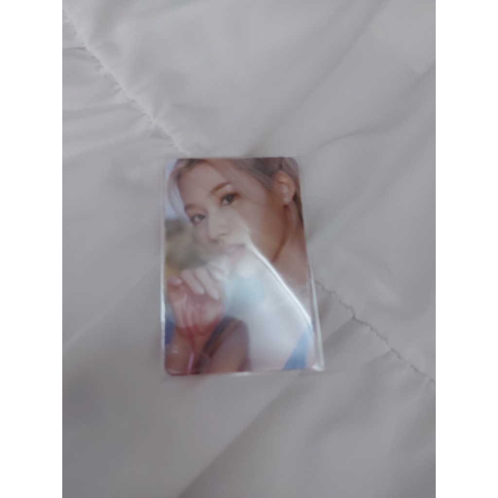 Card bo góc Sana Twice