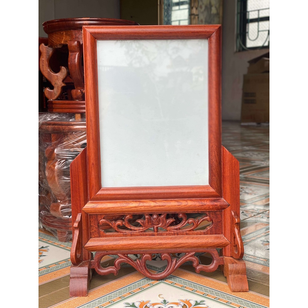Khung ảnh thờ trơn đơn giản gỗ hương cho người theo đạo