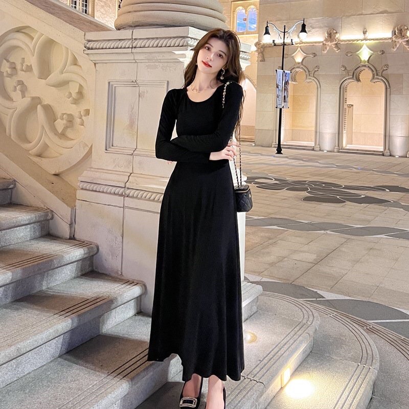 Thanh lý Váy đen dài siêu đẹp