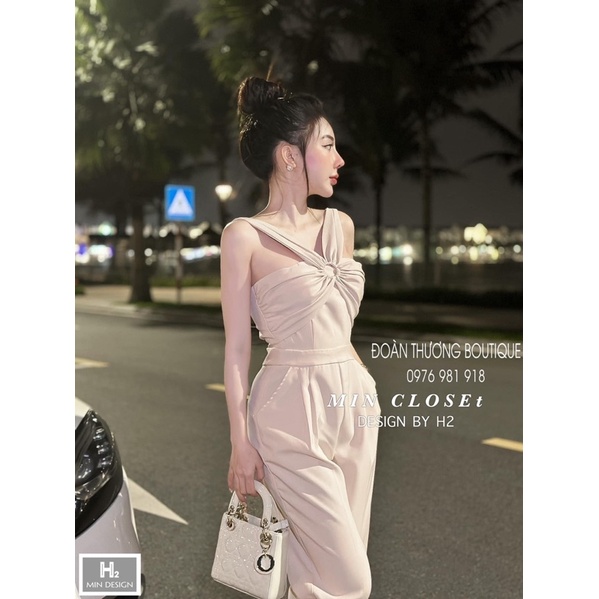 Jum cổ yếm đoàn thương 2màu xinh hack dáng 🥰