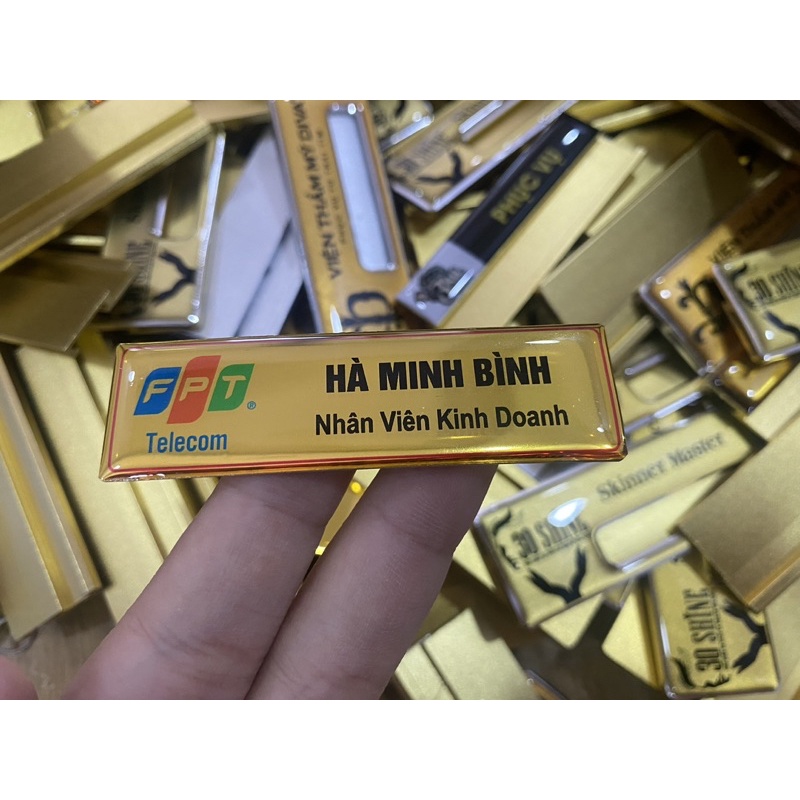 Bảng tên FPT in cố định theo yêu cầu -