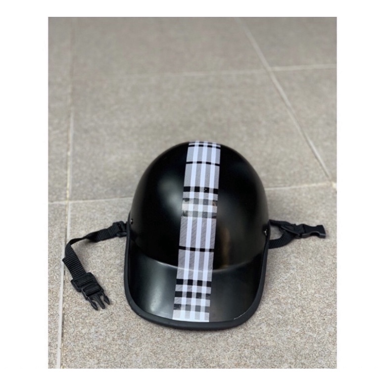 Mũ Bảo Hiểm Lưỡi Trai Kẻ Sọc