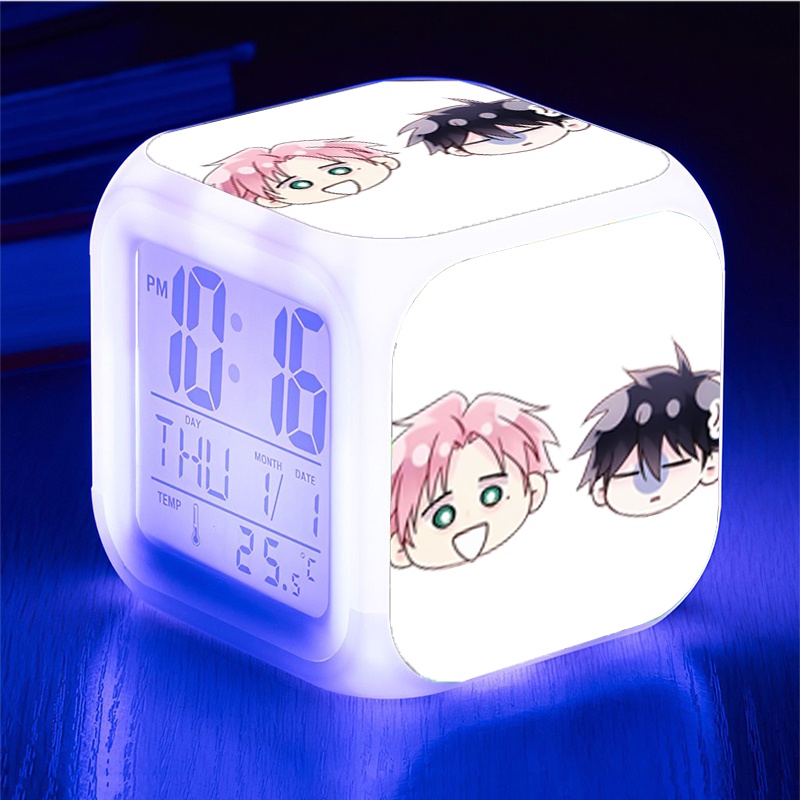 Đồng hồ báo thức để bàn in hình IN HÌNH TÔI PHẢI LÀM MÔT KẺ ĐẠI XẤU XA manhwa bl anime chibi LED đổi màu