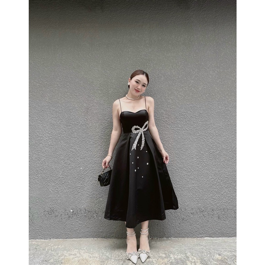 Đầm váy nữ 2 dây tapta ( có mút ngực ) dáng xòe quý phái họa tiết đính nơ kim tuyến dễ thương đi chơi dự tiệc