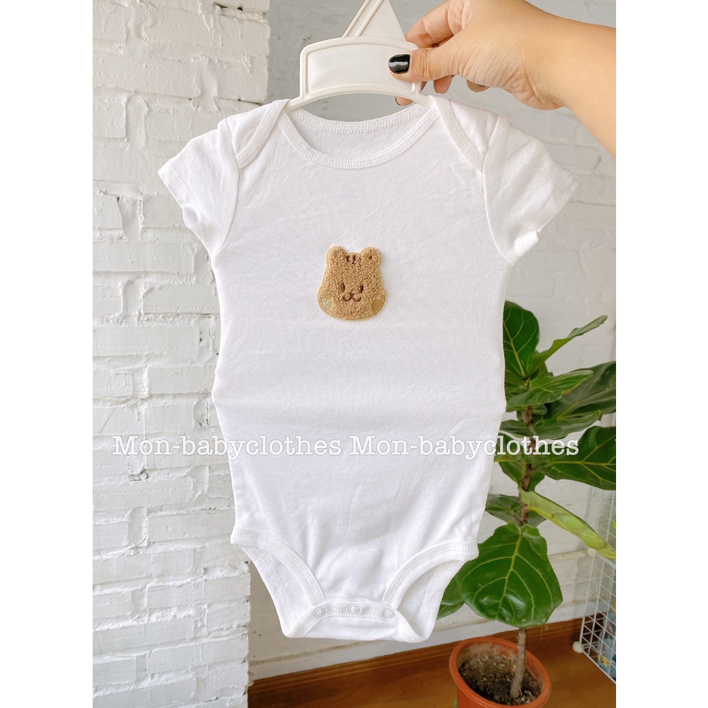 Bộ body cộc tay trắng thêu hình dễ thương cho bé