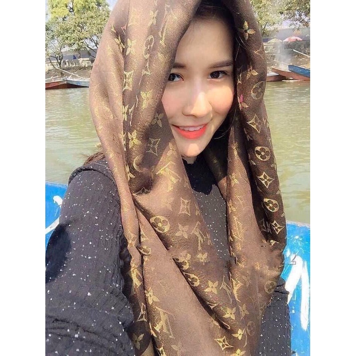 Khăn choàng Lv nâu tây nhũ thời trang cao cấp
