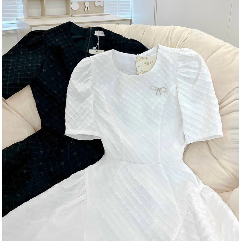 Váy xốp gấm xoè kèm tag đá