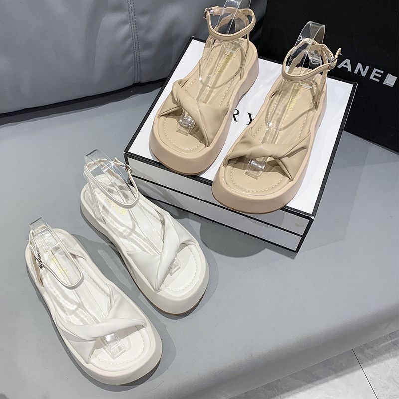 Giày La Mã đế dày, dép quai ngang nữ