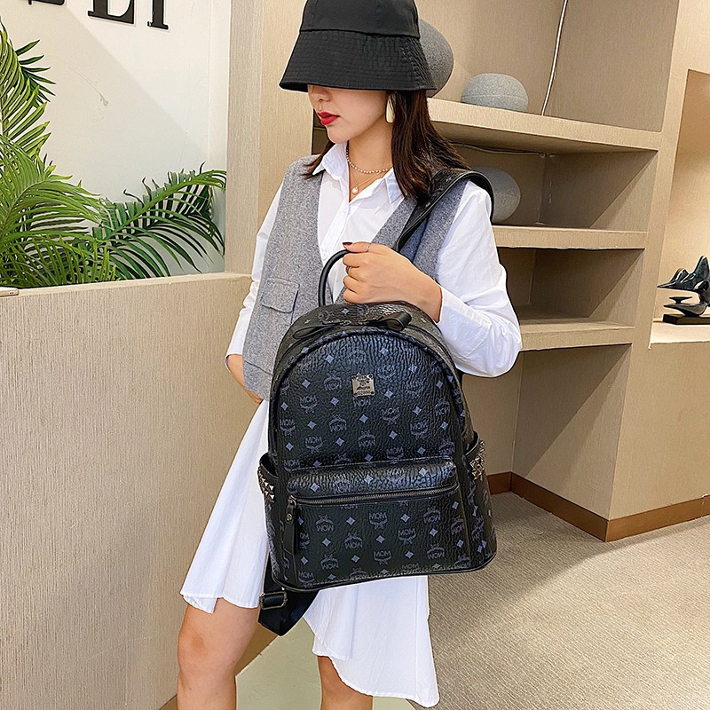 Mẫu Balo đi học chính hãng MOM hot trend 2023 dành cho Nam và nữ, Balo đi du lịch da mềm bền chống nước SCH215036