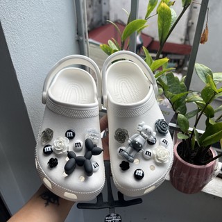  Dép sục Drew House - Tặng kèm bộ hình gắn Kaws dễ thương