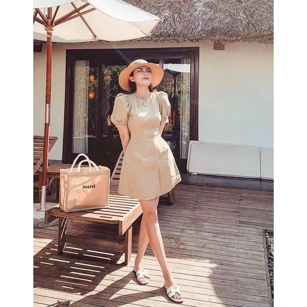Đầm Soyoung