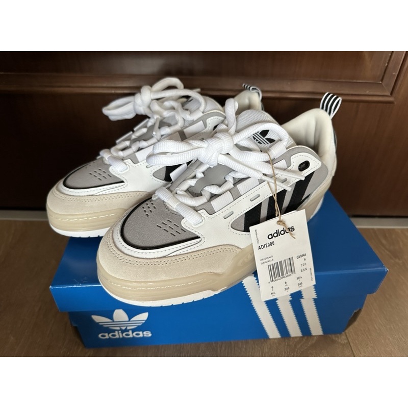/100% Auth/ Adi2000 size 6uk 24cm