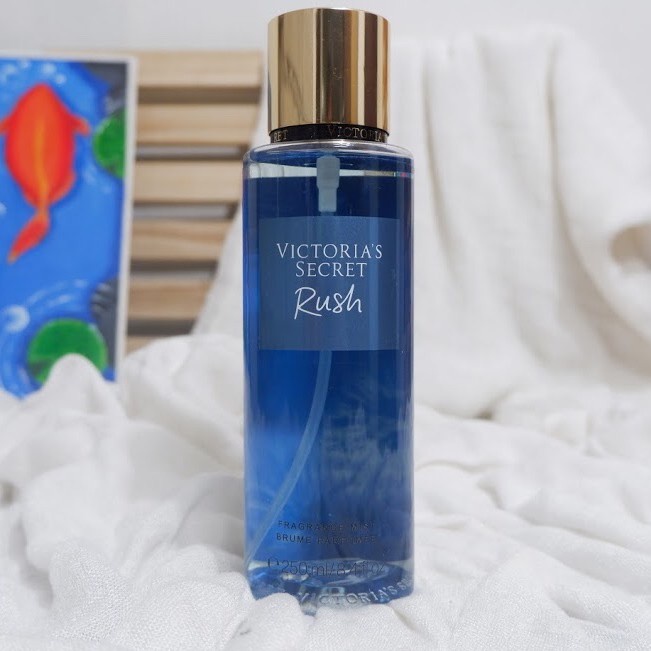 Xịt thơm body mist Victoria's Secret Rush
