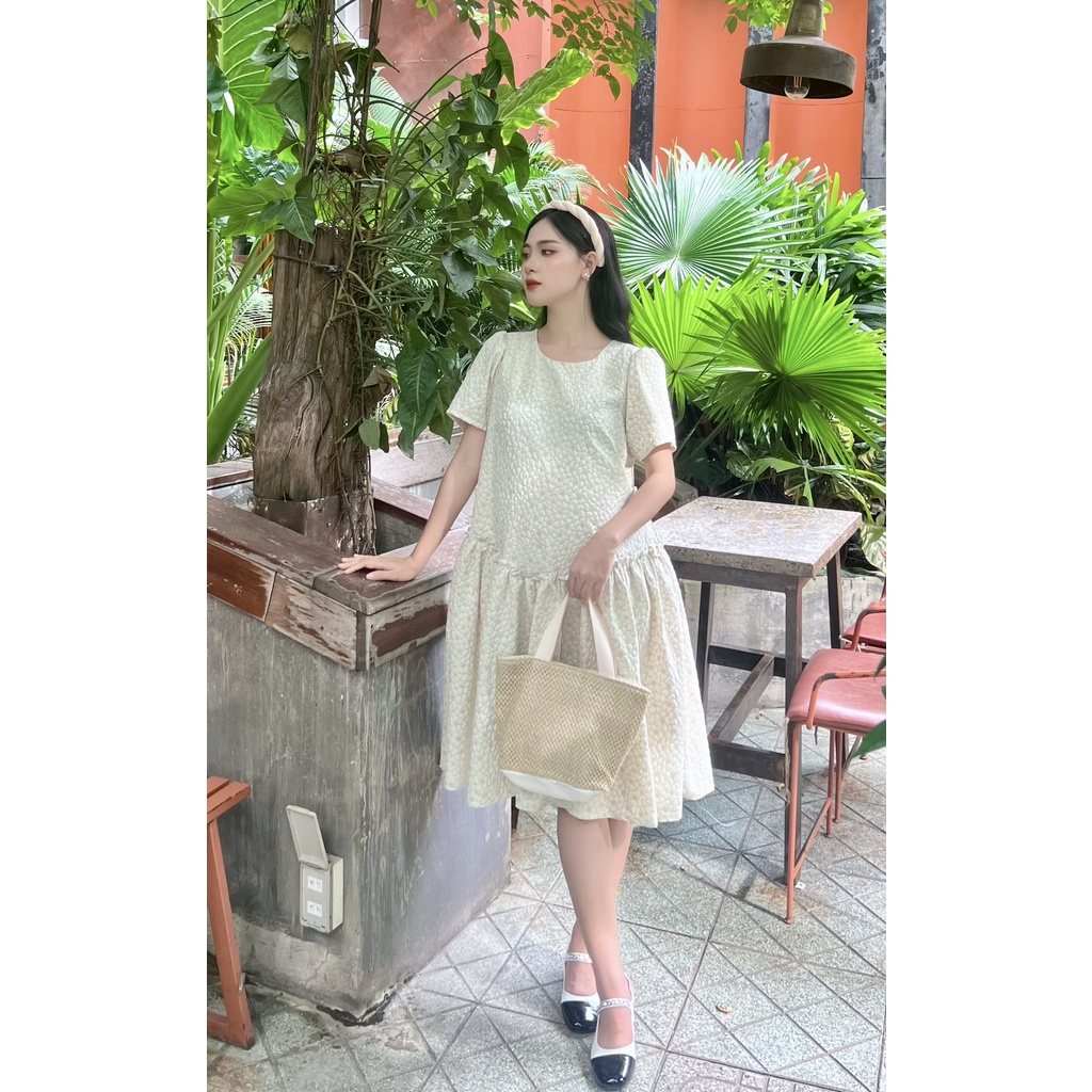 Đầm bầu hoa nhún tầng viền chanh sả